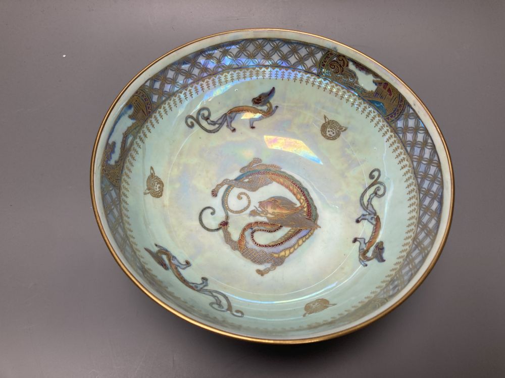 A Wedgwood lustre dragon decorated bowl, diameter 21cm